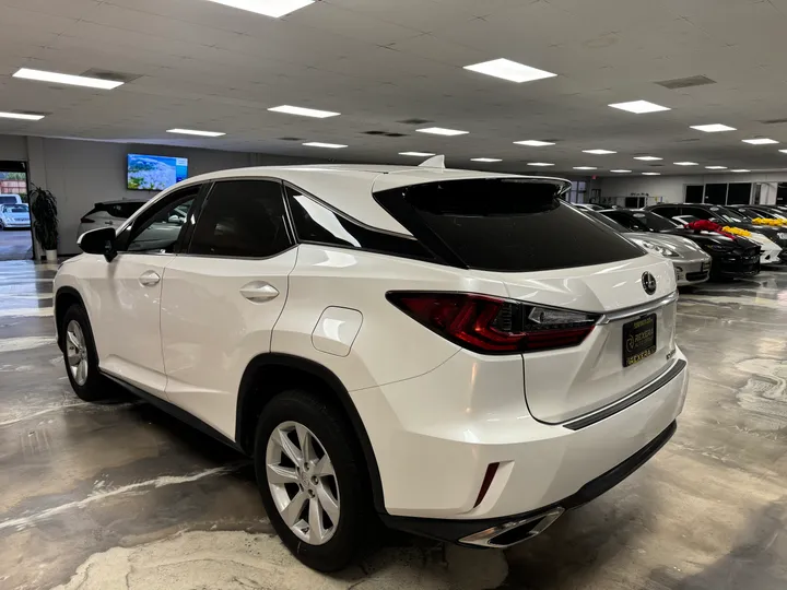 WHITE, 2017 LEXUS RX Image 9