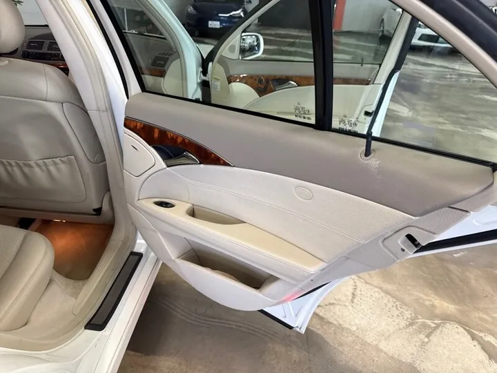 WHITE, 2003 MERCEDES-BENZ E-CLASS Image 8
