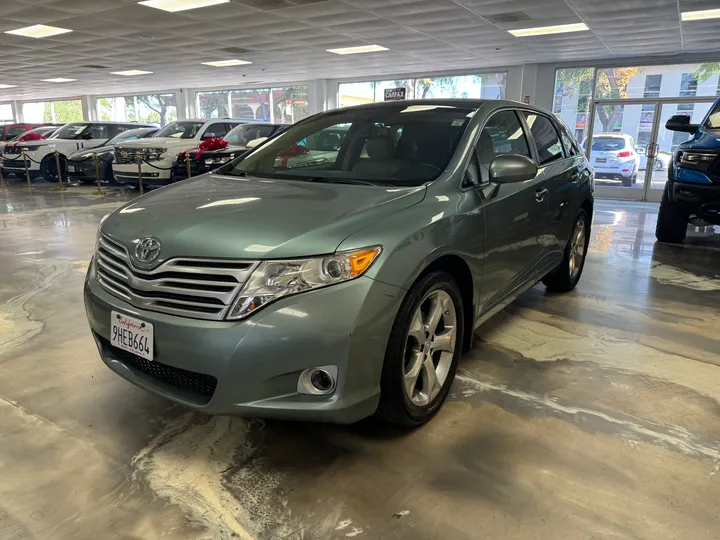 GREEN, 2011 TOYOTA VENZA Image 3