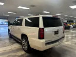 WHITE, 2015 CHEVROLET SUBURBAN Thumnail Image 10