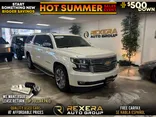 WHITE, 2015 CHEVROLET SUBURBAN Thumnail Image 1