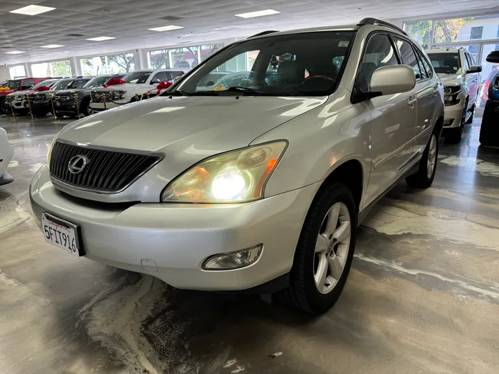 SILVER, 2004 LEXUS RX Image 3