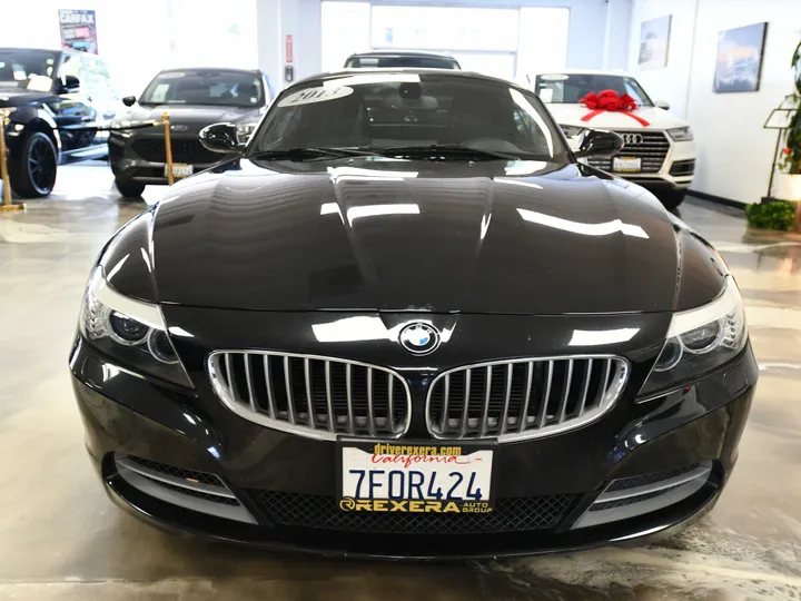 BLACK, 2013 BMW Z4 Image 2