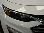 WHITE, 2021 CHEVROLET MALIBU Thumnail Image 3