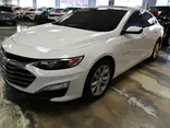 WHITE, 2021 CHEVROLET MALIBU Thumnail Image 5