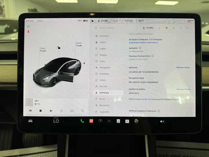 GRAY, 2018 TESLA MODEL 3 Image 25