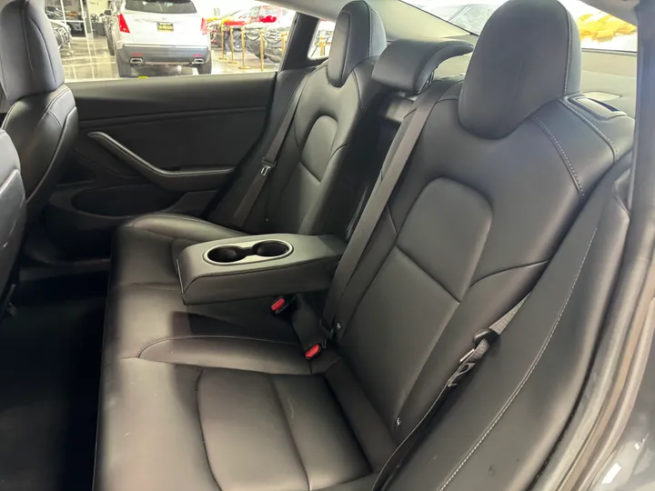 GRAY, 2018 TESLA MODEL 3 Image 36