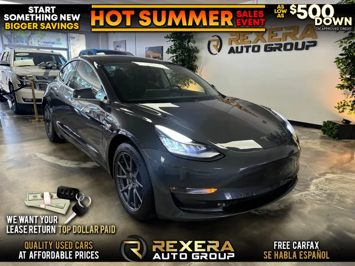 GRAY, 2018 TESLA MODEL 3 Image 1