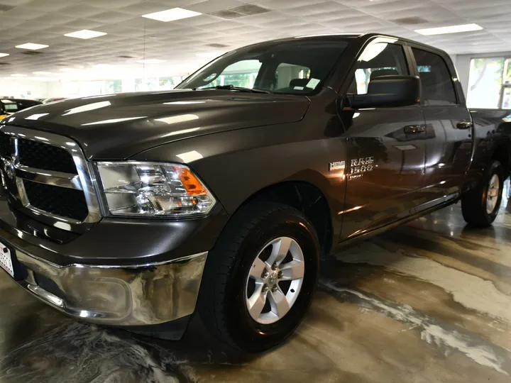 GREY, 2021 RAM 1500 CLASSIC CREW CAB Image 5