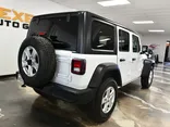 WHITE, 2019 JEEP WRANGLER UNLIMITED Thumnail Image 12