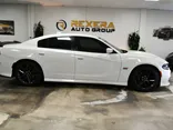 WHITE, 2019 DODGE CHARGER Thumnail Image 13