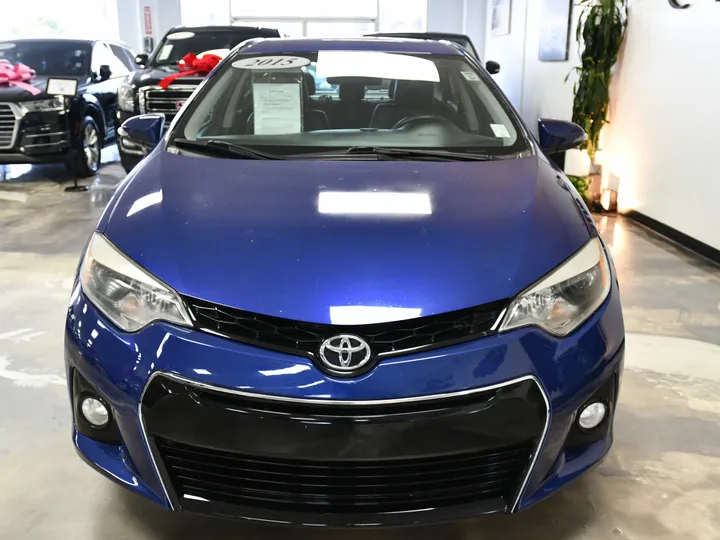 BLUE, 2015 TOYOTA COROLLA Image 2