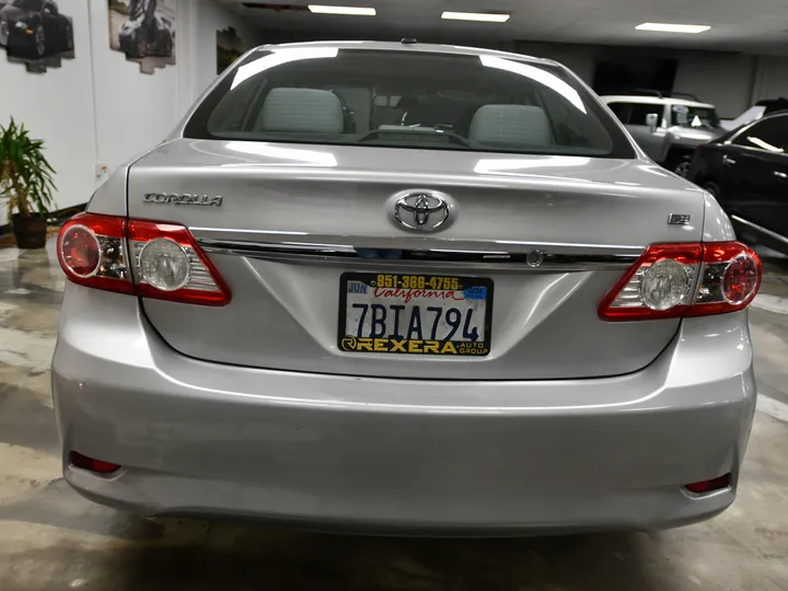 SILVER, 2013 TOYOTA COROLLA Image 9