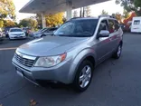 SILVER, 2010 SUBARU FORESTER Thumnail Image 1