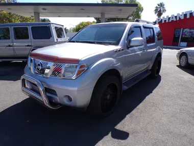 2005 NISSAN PATHFINDER Image 