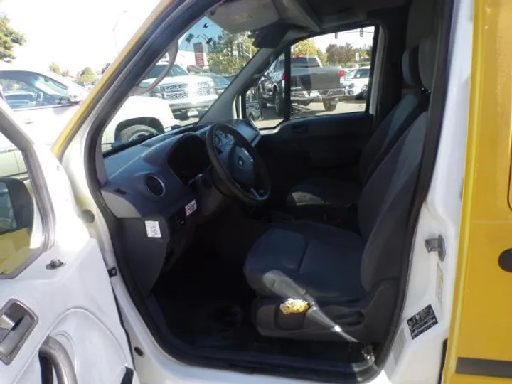 YELLOW, 2013 FORD TRANSIT CONNECT Image 9