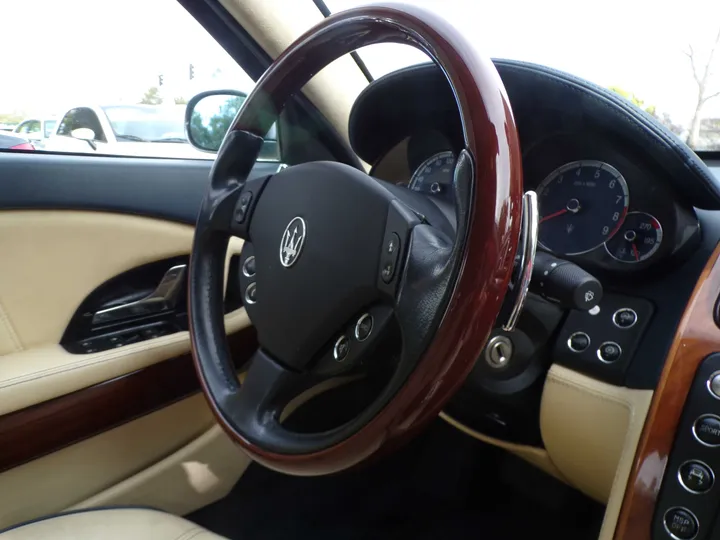 2005 MASERATI QUATTROPORTE Image 21