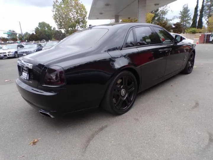 BLACK, 2010 ROLLS ROYCE GHOST Image 4