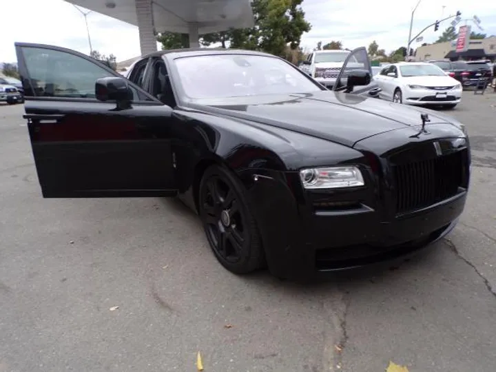 BLACK, 2010 ROLLS ROYCE GHOST Image 27