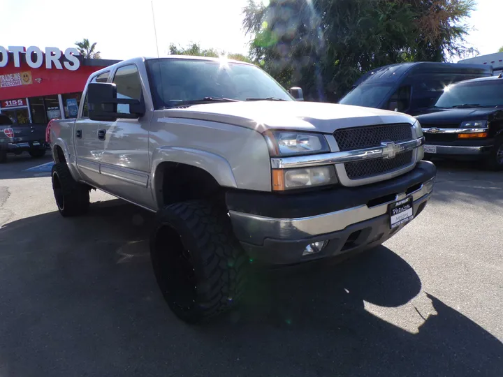 BEIGE, 2005 CHEVROLET SILVERADO 1500 CREW CAB Image 3