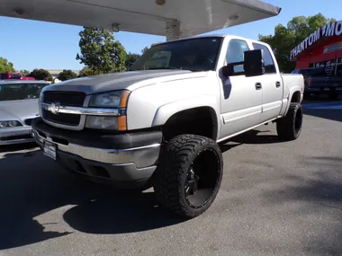 BEIGE, 2005 CHEVROLET SILVERADO 1500 CREW CAB Image 