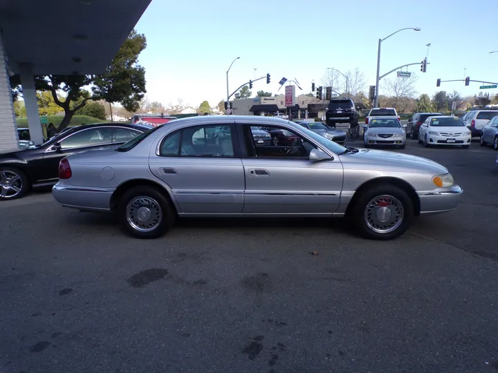 1998 LINCOLN CONTINENTAL Image 31