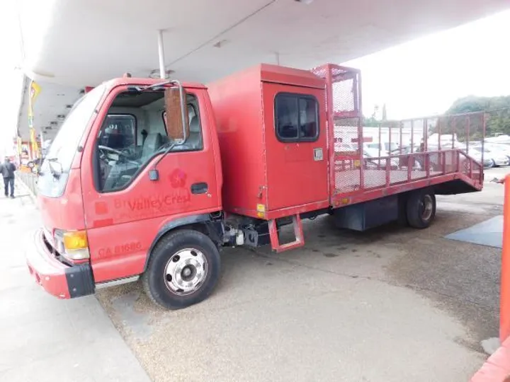 RED, 2000 ISUZU NPR-HD Image 4