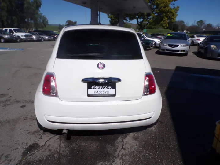 2013 FIAT 500 Image 6