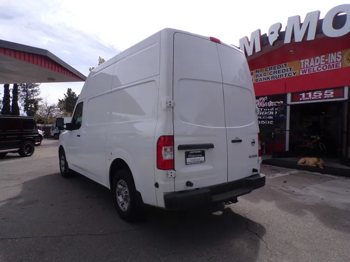 2021 NISSAN NV2500 HD CARGO Image 8