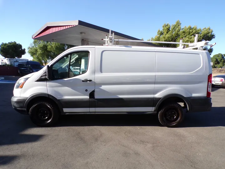 2016 FORD TRANSIT 250 VAN Image 9