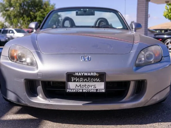 GRAY, 2004 HONDA S2000 Image 9