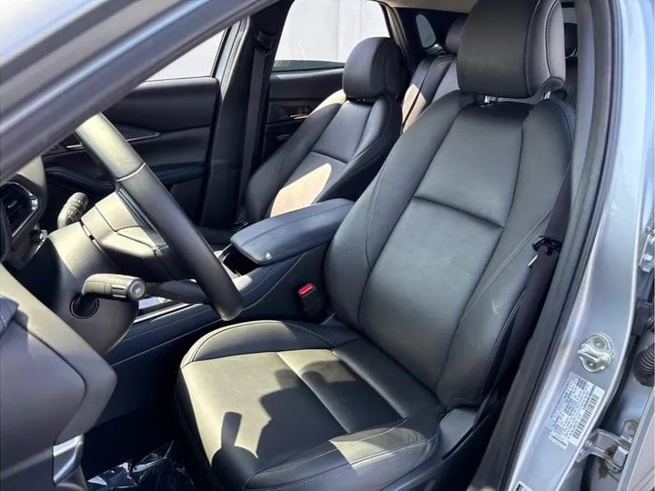 SILVER, 2021 MAZDA CX-30 Image 11