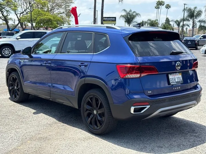 BLUE, 2022 VOLKSWAGEN TAOS Image 3