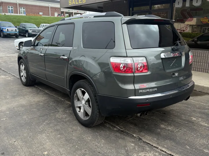 GREEN, 2011 GMC ACADIA Image 3
