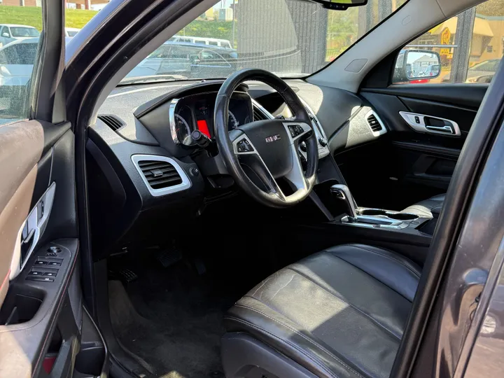 GRAY, 2015 GMC TERRAIN Image 9