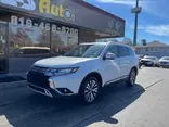 WHITE, 2020 MITSUBISHI OUTLANDER Thumnail Image 13