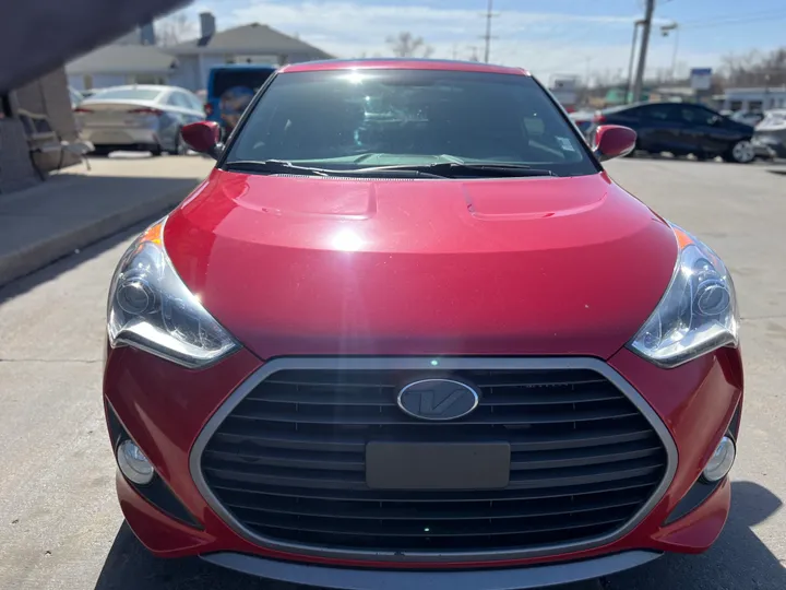 RED, 2016 HYUNDAI VELOSTER Image 7