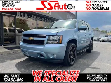 BLUE, 2011 CHEVROLET TAHOE Image 8