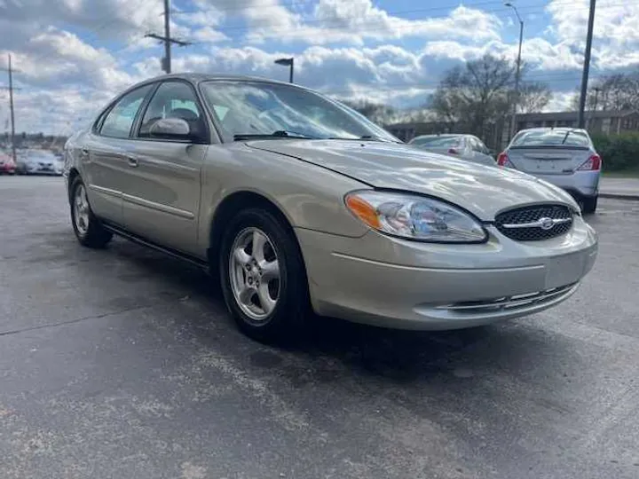 GOLD, 2003 FORD TAURUS Image 6