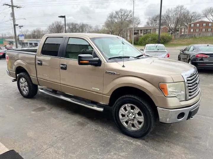 GOLD, 2011 FORD F150 SUPERCREW CAB Image 5