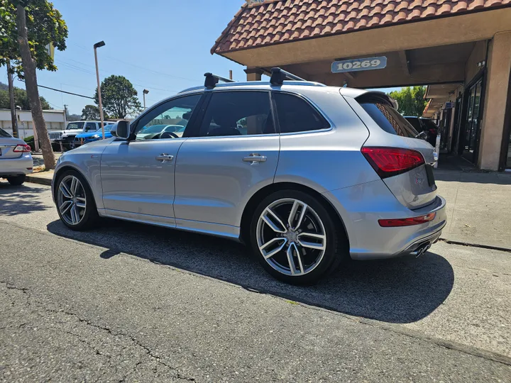 GRAY, 2016 AUDI SQ5 Image 4