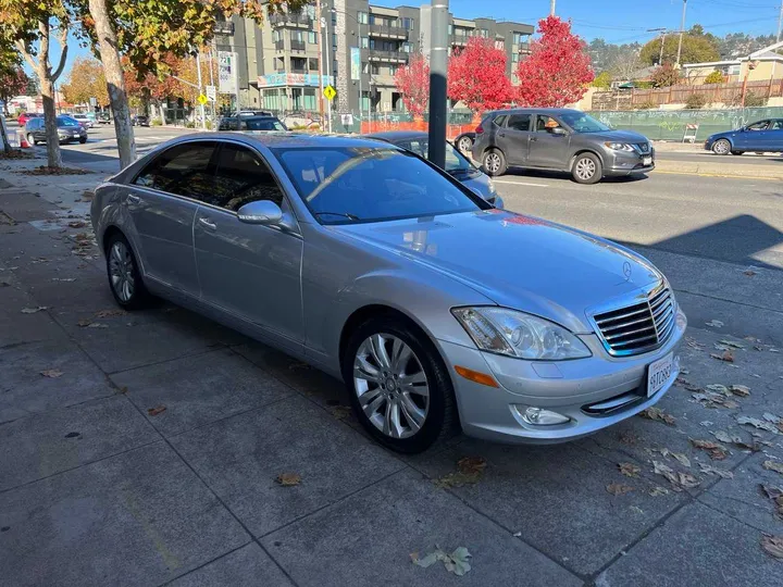 SILVER, 2009 MERCEDES-BENZ S-CLASS Image 3