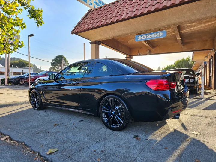 BLACK, 2015 BMW 4 SERIES Image 12