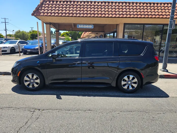 BEIGE, 2018 CHRYSLER PACIFICA HYBRID Image 3