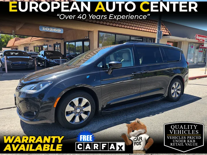 BEIGE, 2018 CHRYSLER PACIFICA HYBRID Image 1