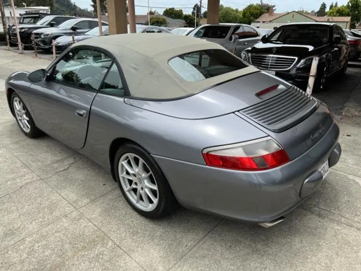 SILVER, 2002 PORSCHE 911 Image 5