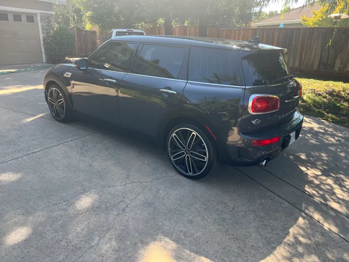 GREY, 2016 MINI CLUBMAN Image 7