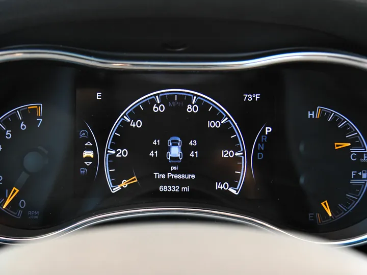 BRIGHT WHITE CLEARCOAT, 2020 JEEP GRAND CHEROKEE Image 24