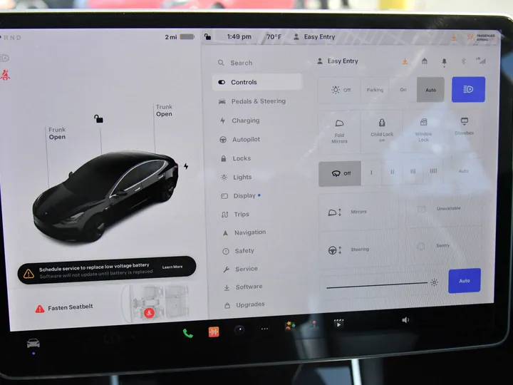 BLACK, 2019 TESLA MODEL 3 Image 24