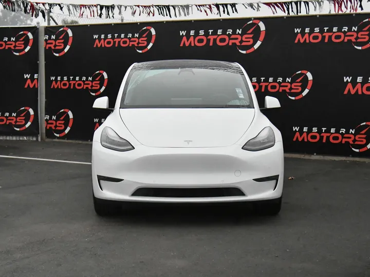 WHITE, 2021 TESLA MODEL Y Image 2